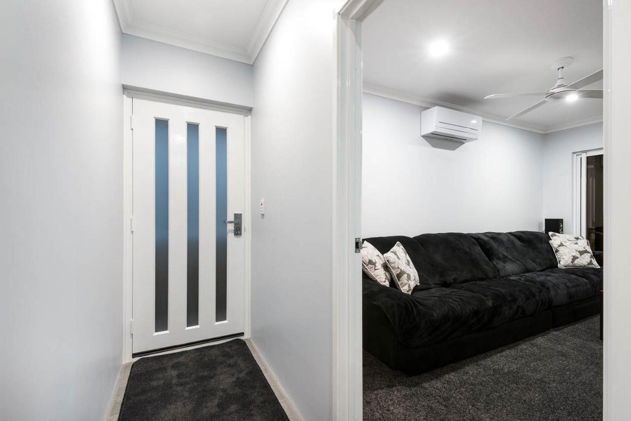 12 Streeton Promenade Apartment Perth Exterior photo